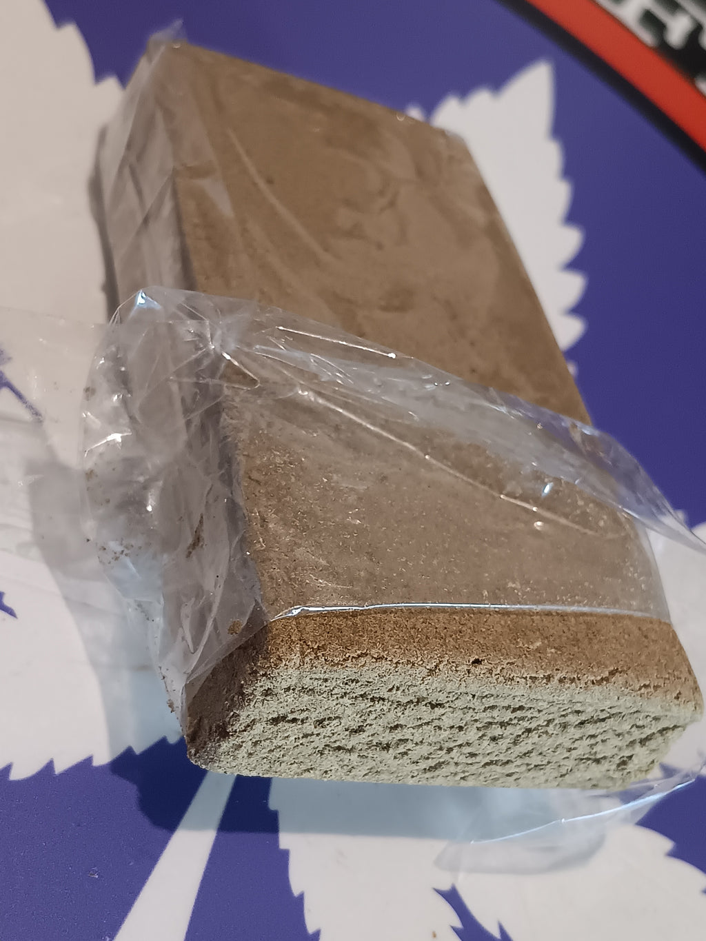 L'ÉTOILE (HASH DRY)